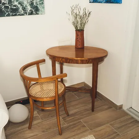 Studio Am Schwimmteich Mitten Im Grunen * Traiskirchen