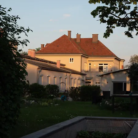 Studio Am Schwimmteich Mitten Im Grunen *